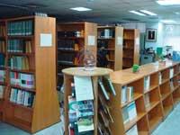 圖書室--明亮舒適的圖書閱覽室