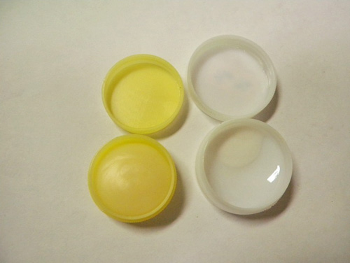 圖4、膏劑(黃)和霜劑(白)是目前開發中的劑型