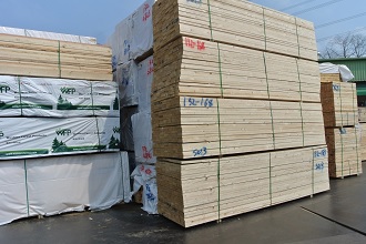 進口製材為已加工為一定規格之木材，為國內進口量最多之實木產品